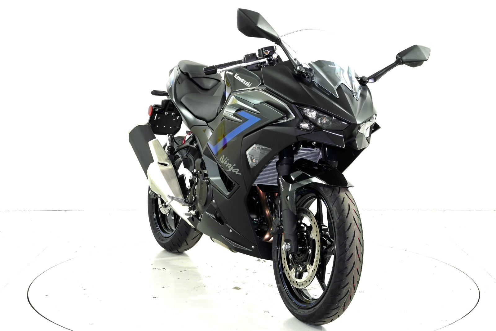 KAWASAKI Ninja 500 SE ABS-showroom-element-1
