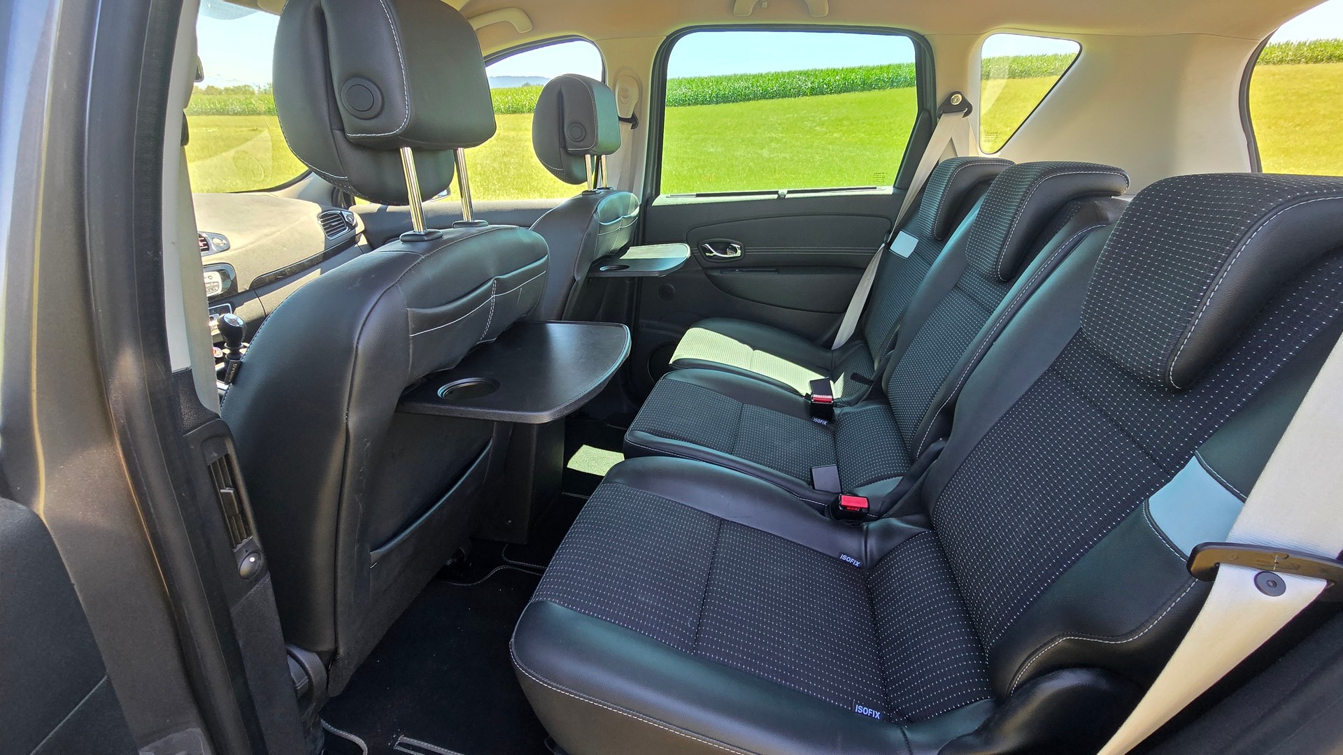 RENAULT Scénic 1.4 16V Turbo Bose-image-15
