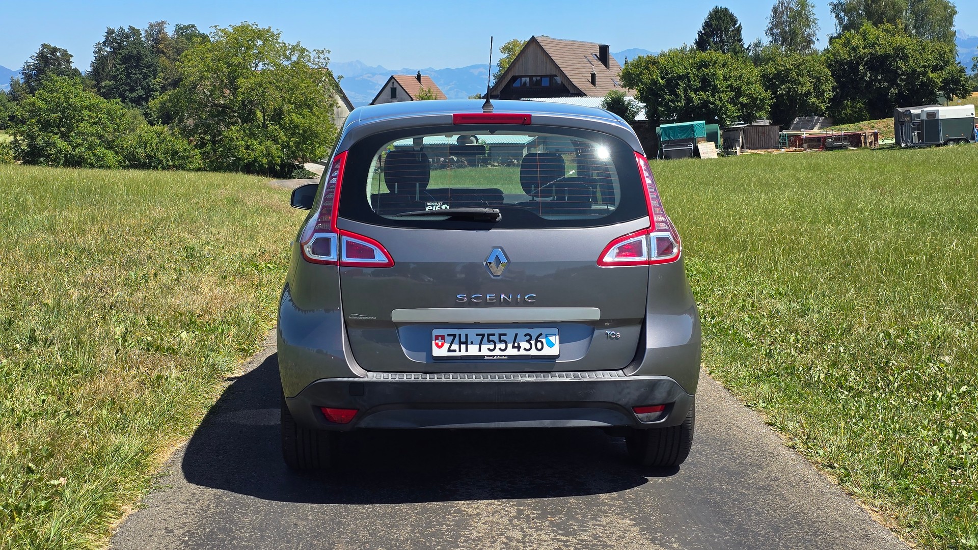 RENAULT Scénic 1.4 16V Turbo Bose-image-4