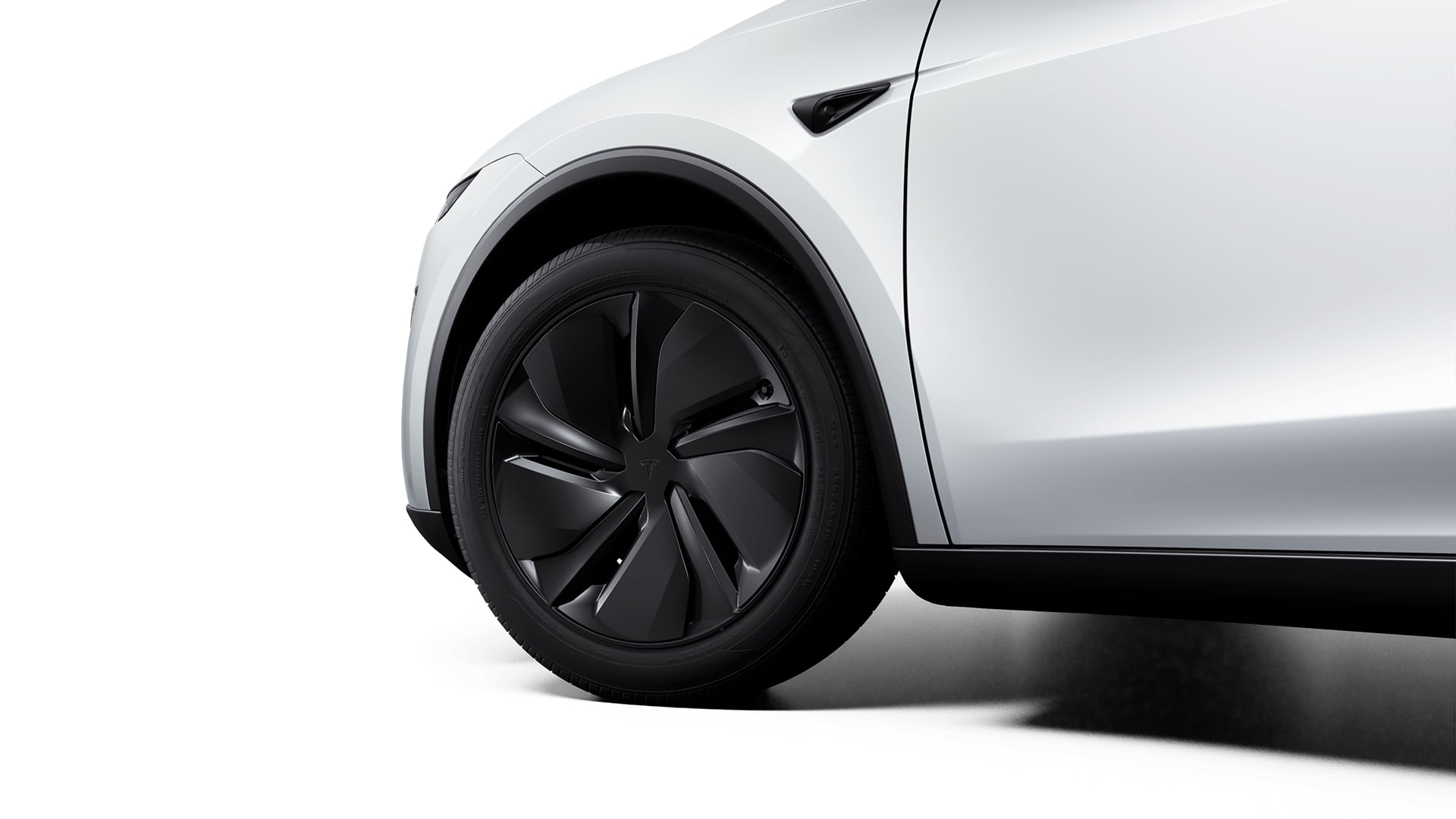 TESLA Model Y Long Range Premium AWD-image-3