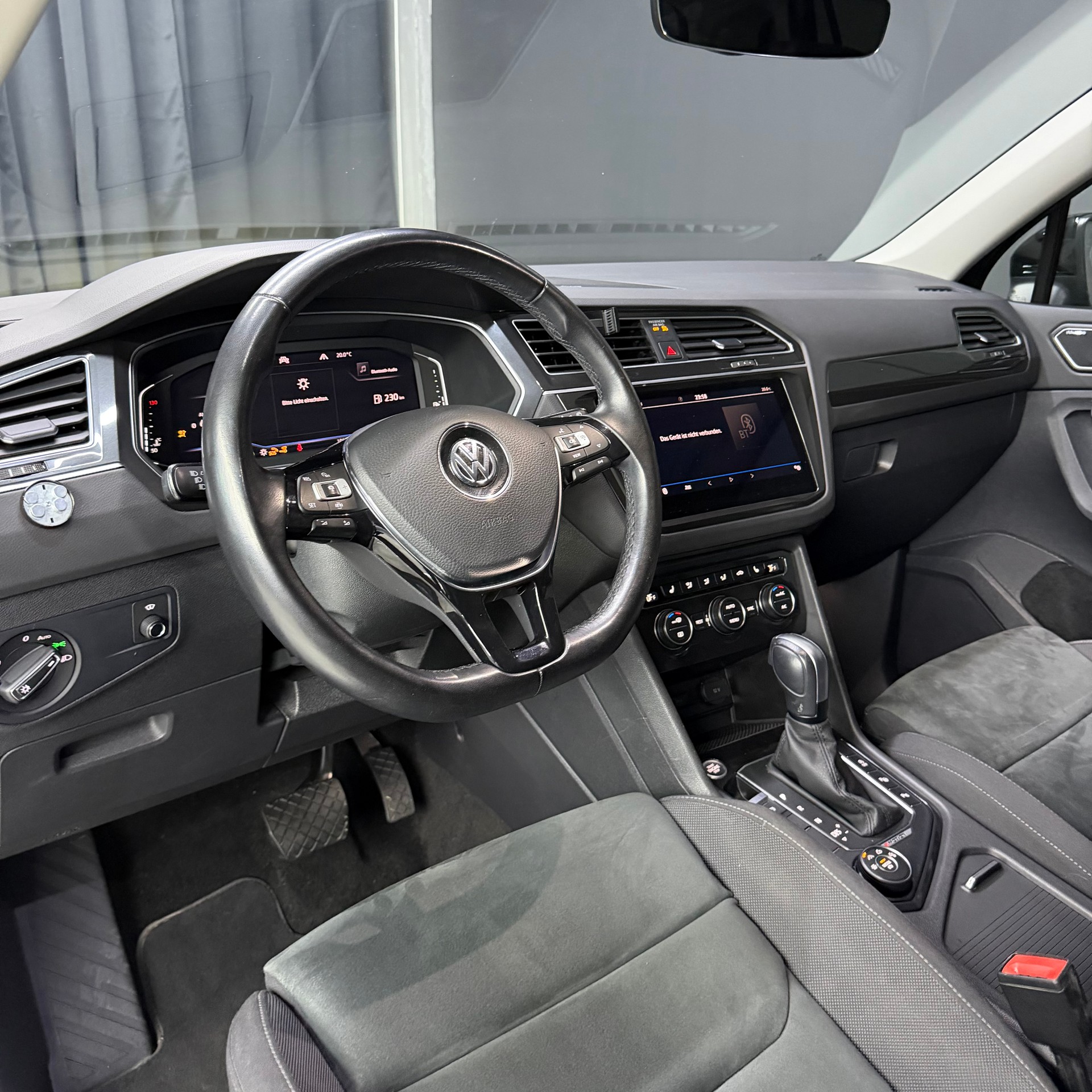VW Tiguan 2.0 TDI SCR Highline 4Motion DSG-image-7