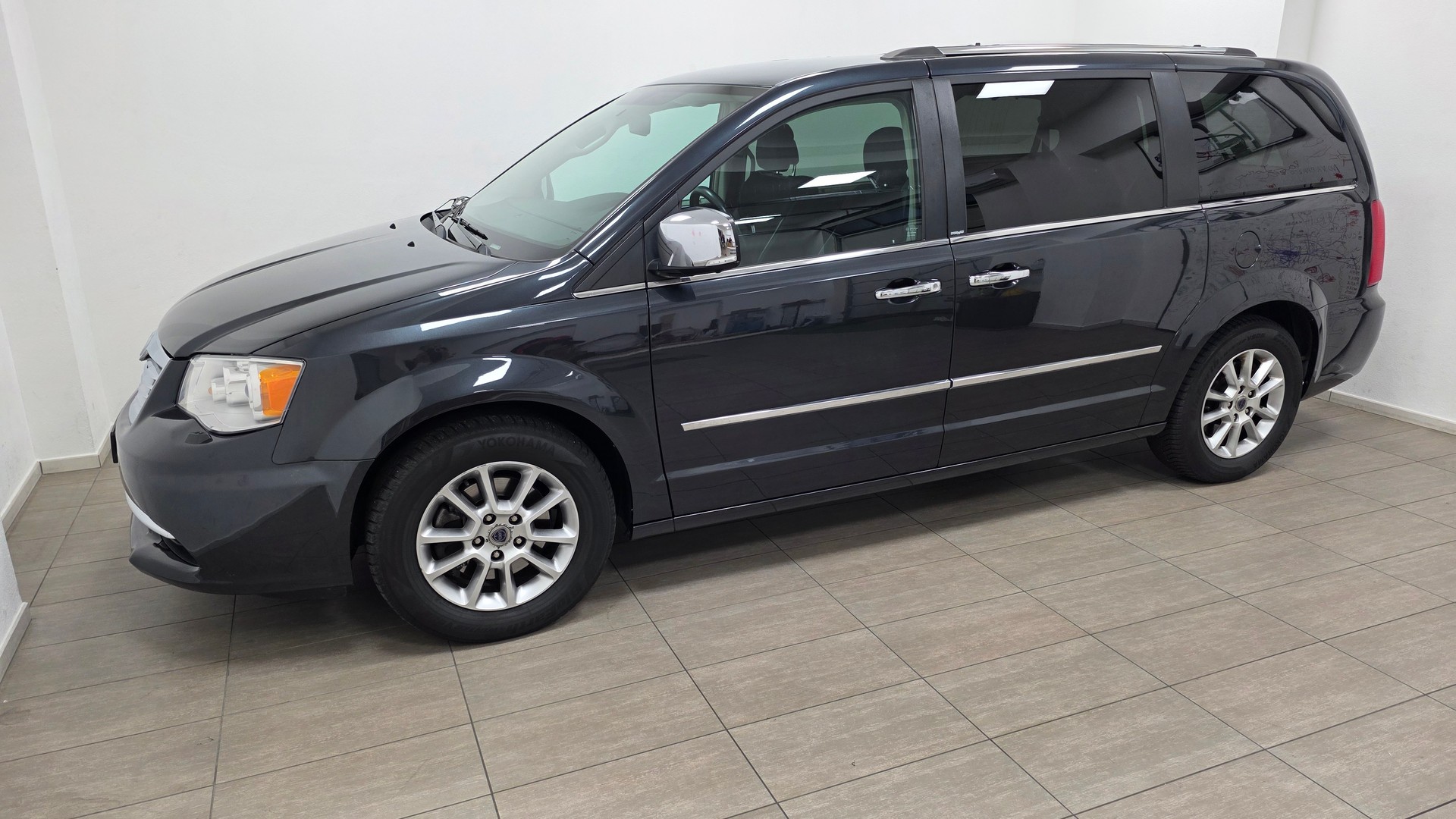 LANCIA Voyager 3.6 V6 Gold Automatic-image-7