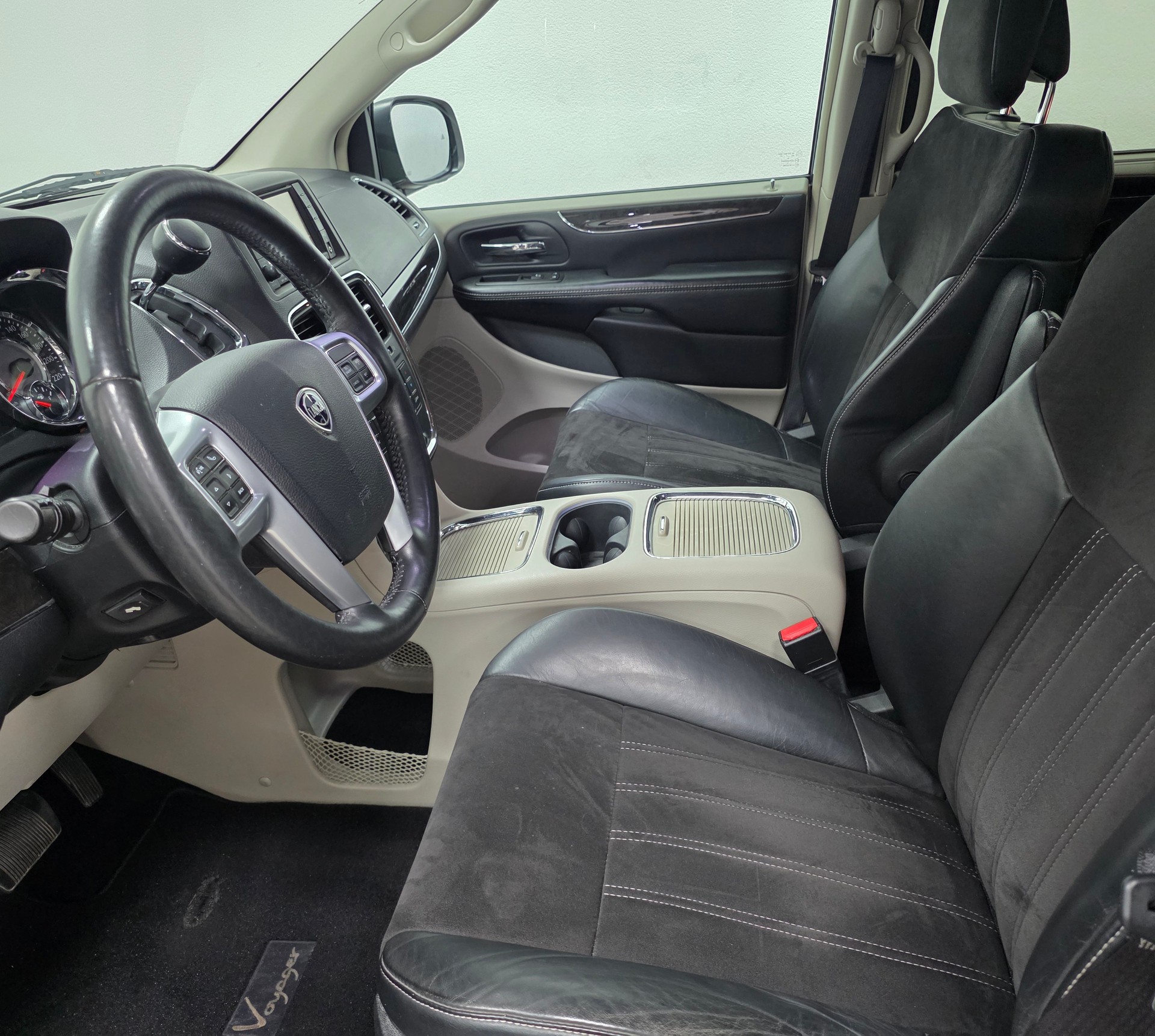 LANCIA Voyager 3.6 V6 Gold Automatic-image-11