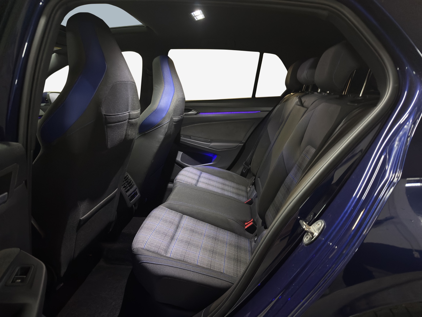 VW Golf 1.4 TSI PHEV GTE-image-11