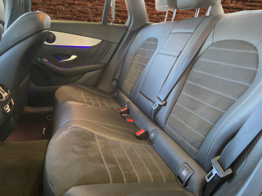 MERCEDES-BENZ GLC 300 d AMG Line 4Matic-image-13