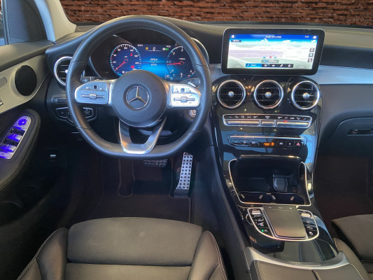 MERCEDES-BENZ GLC 300 d AMG Line 4Matic-image-9