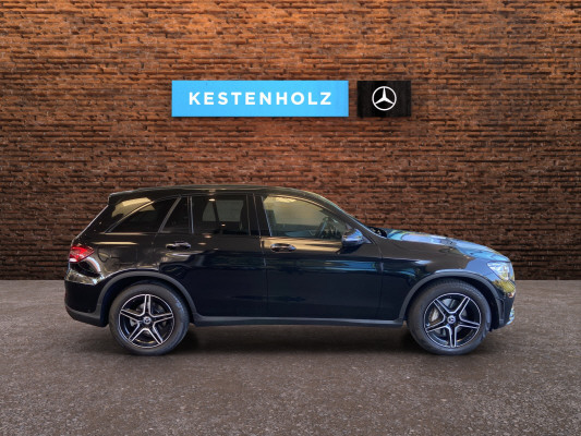 MERCEDES-BENZ GLC 300 d AMG Line 4Matic-image-2