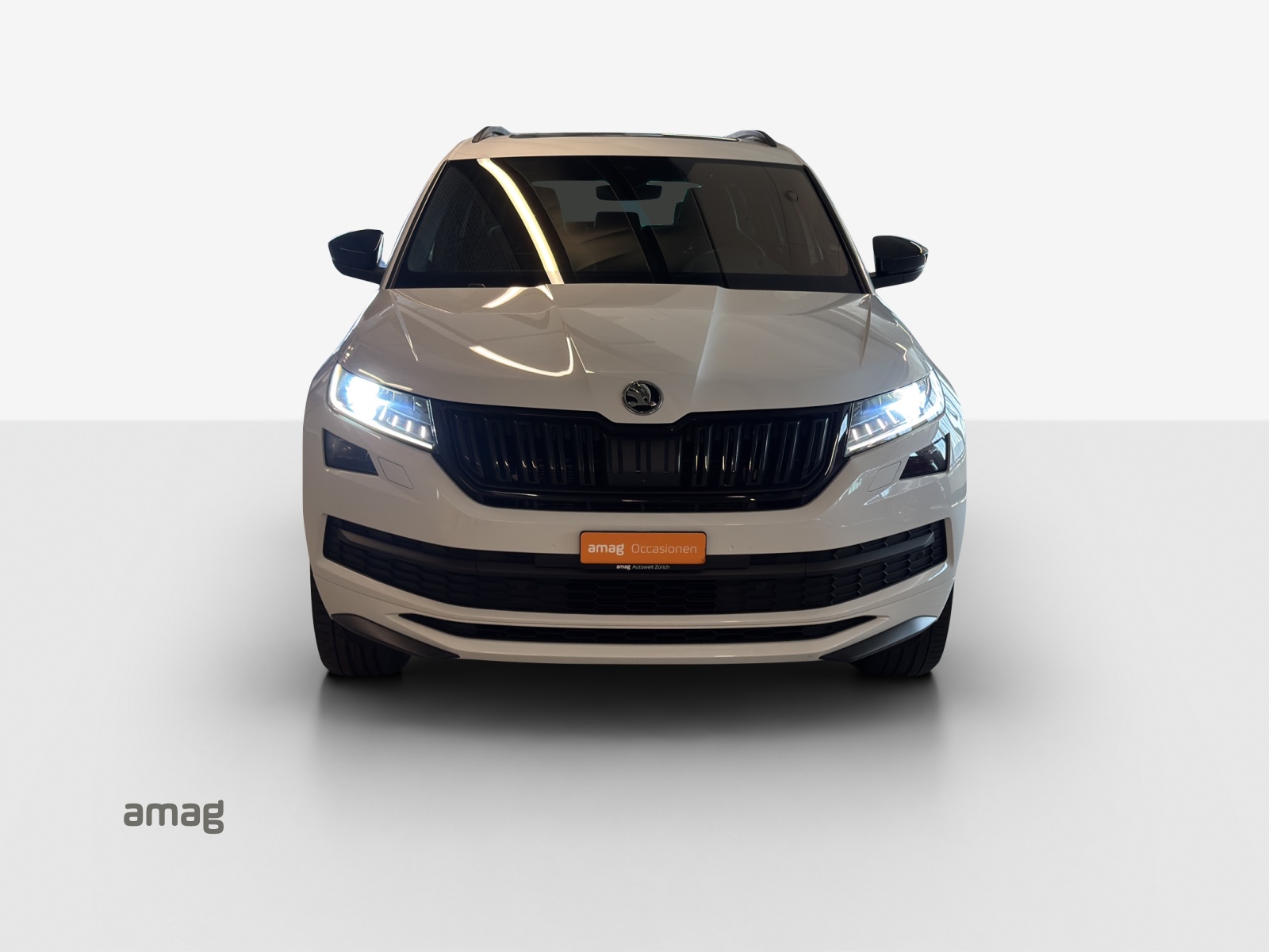 SKODA Kodiaq 2.0 TSI 4x4 Sport Line-image-6