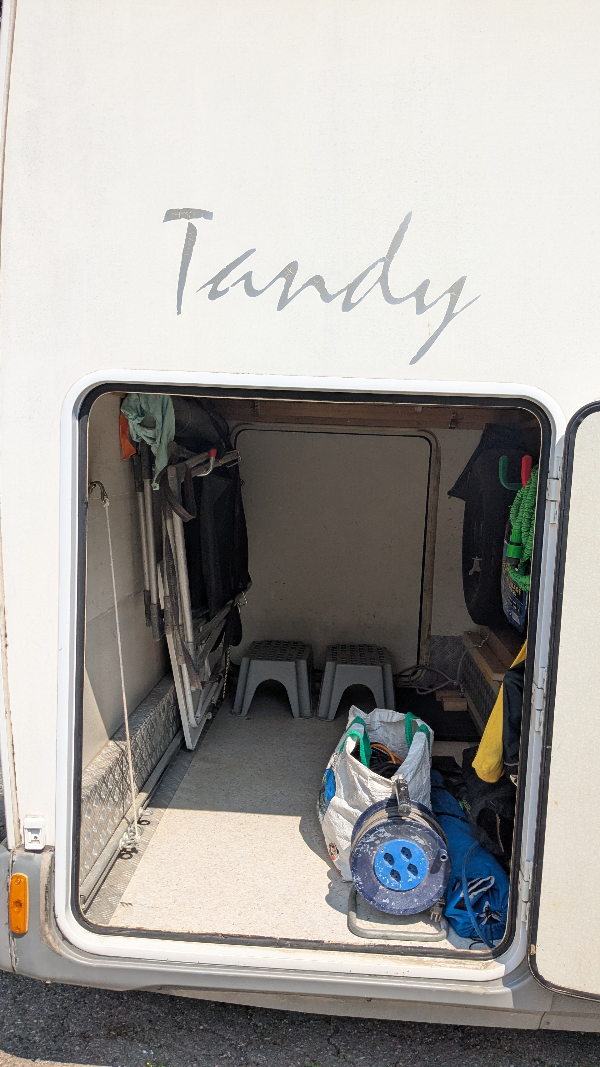 MCLOUIS Tandy-image-5