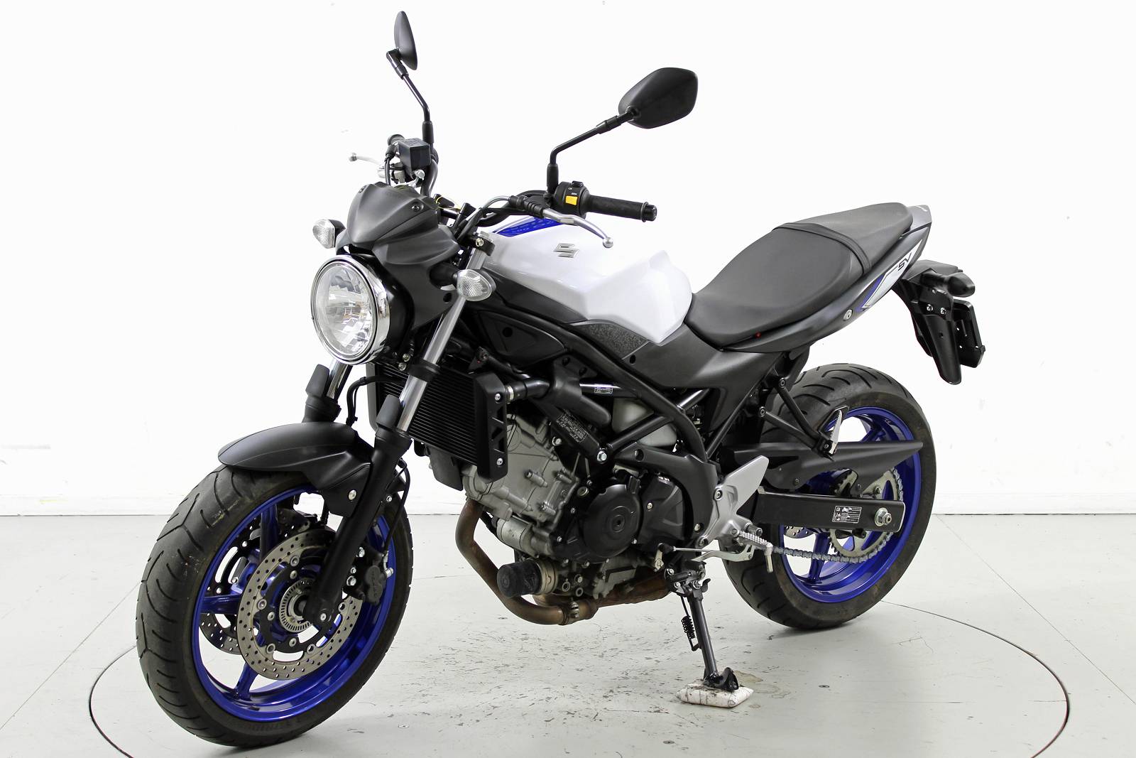SUZUKI SV 650 ABS-showroom-element-2