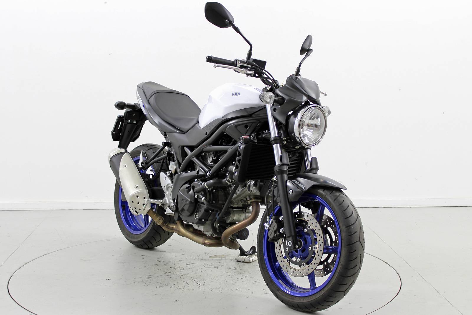 SUZUKI SV 650 ABS-showroom-element-1