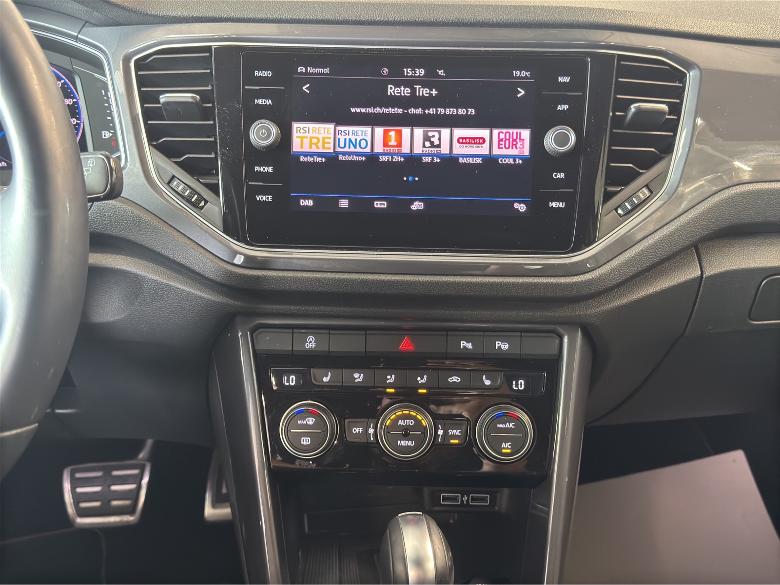 VW T-Roc 2.0 TSI Sport DSG 4Motion-image-10