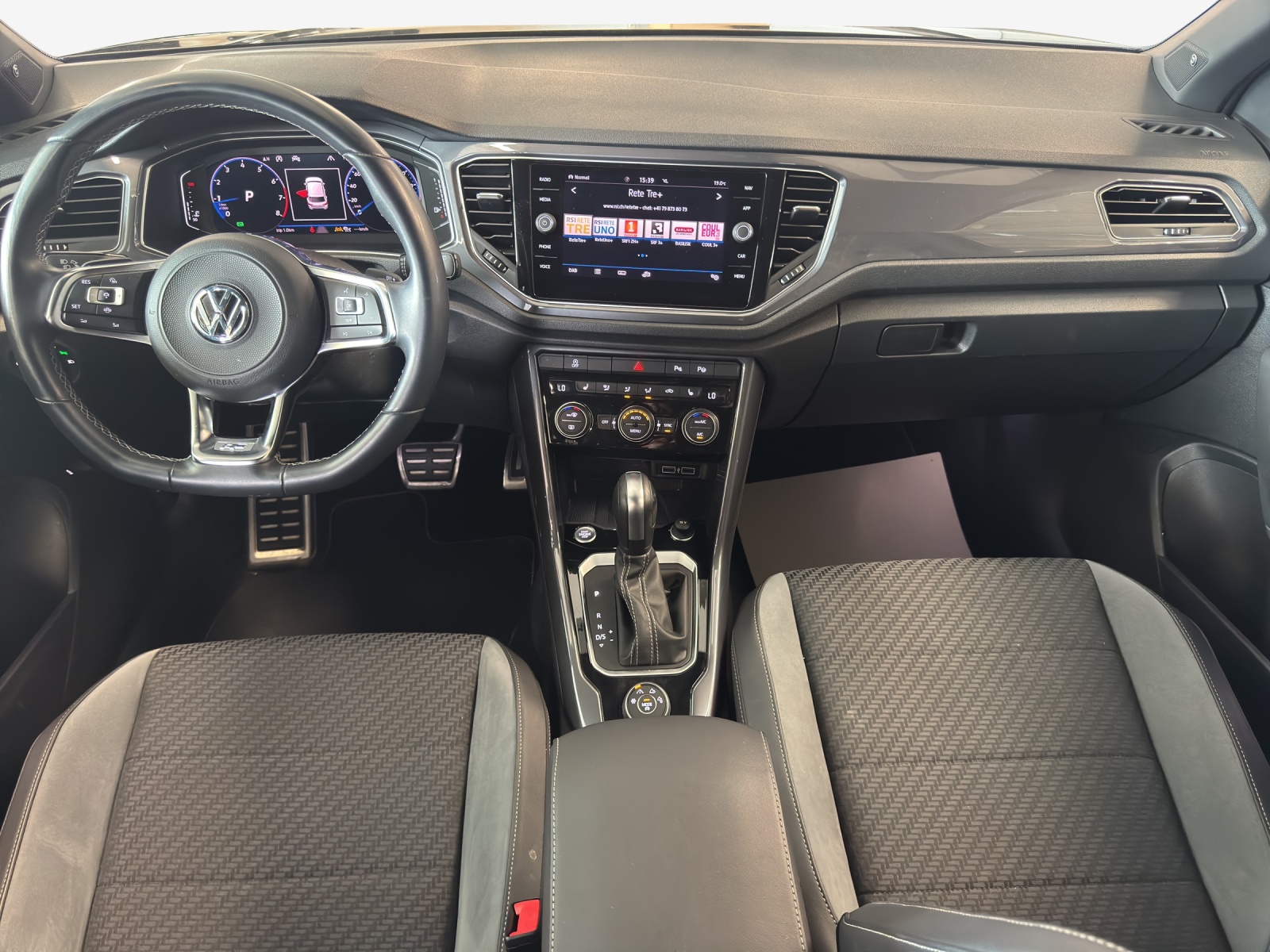 VW T-Roc 2.0 TSI Sport DSG 4Motion-image-8