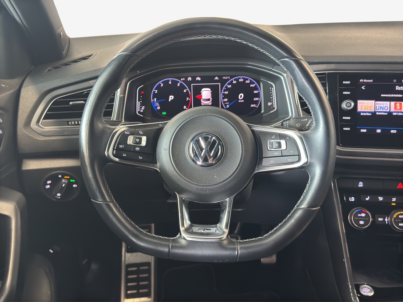 VW T-Roc 2.0 TSI Sport DSG 4Motion-image-9