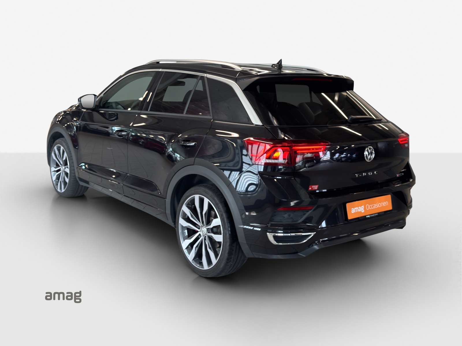 VW T-Roc 2.0 TSI Sport DSG 4Motion-image-2