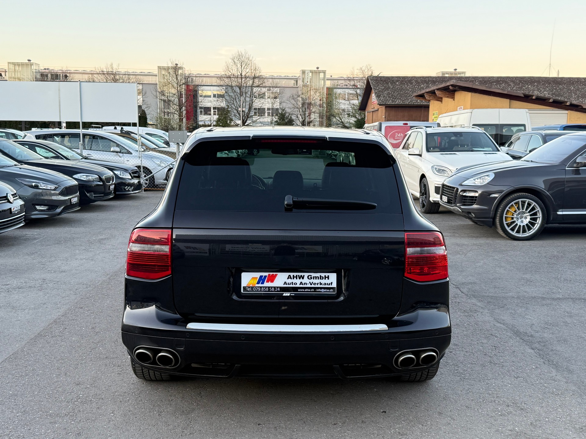 PORSCHE Cayenne Turbo / Frisch ab MFK / AHK 3500kg / 500PS / Schiebedach / Keyless Go-image-4
