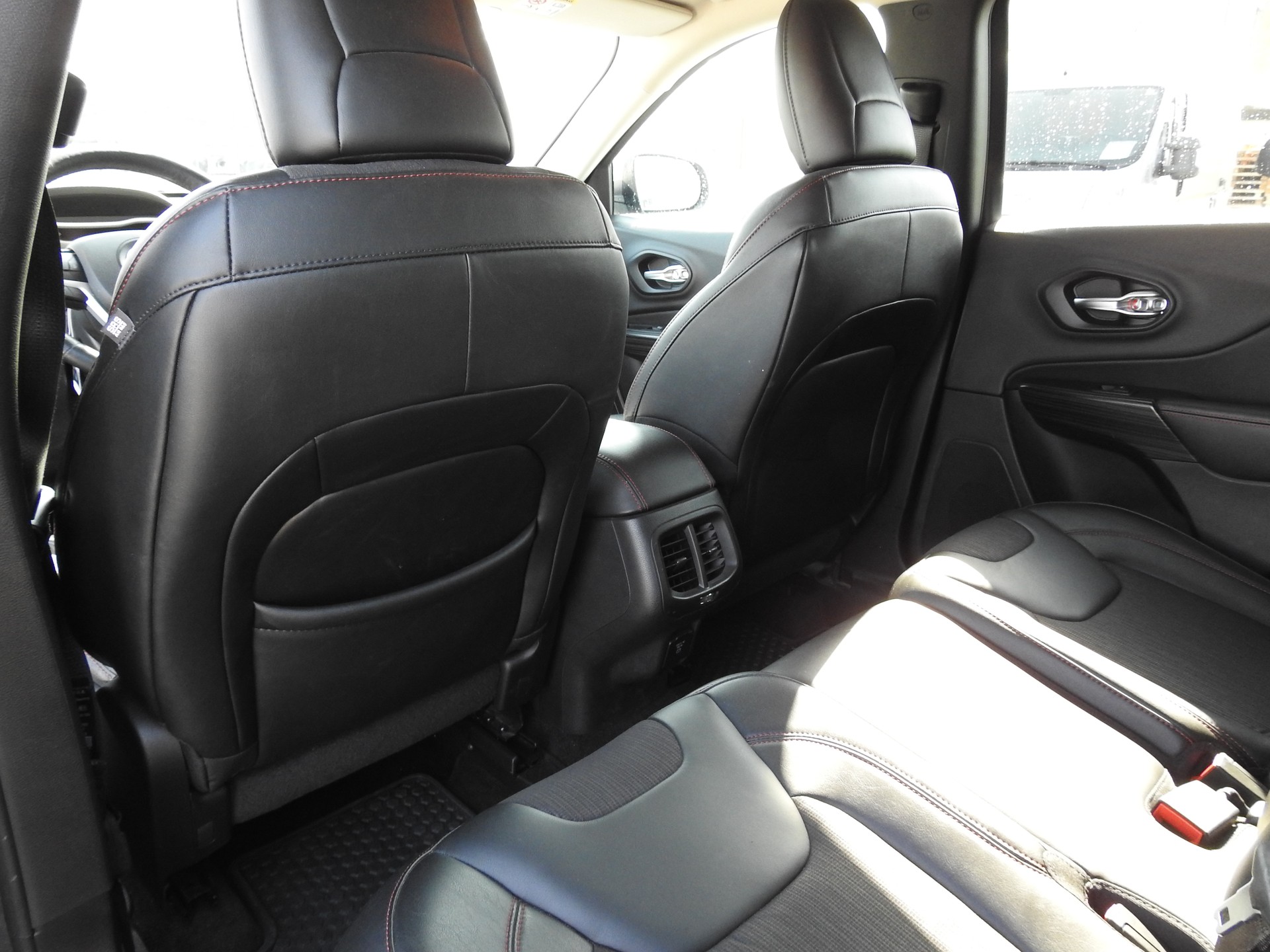 JEEP Cherokee 2.4 Trailhawk AWD 9ATX-image-17