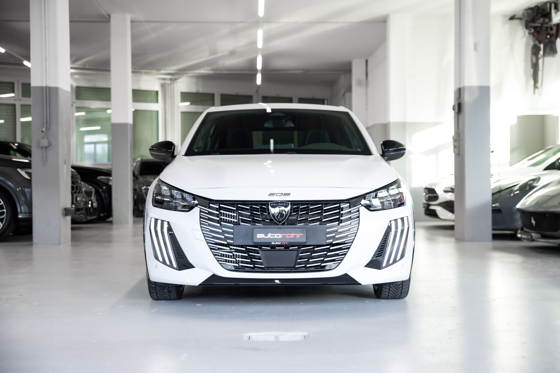 PEUGEOT 208 1.2 MHEV 110 GT-image-1
