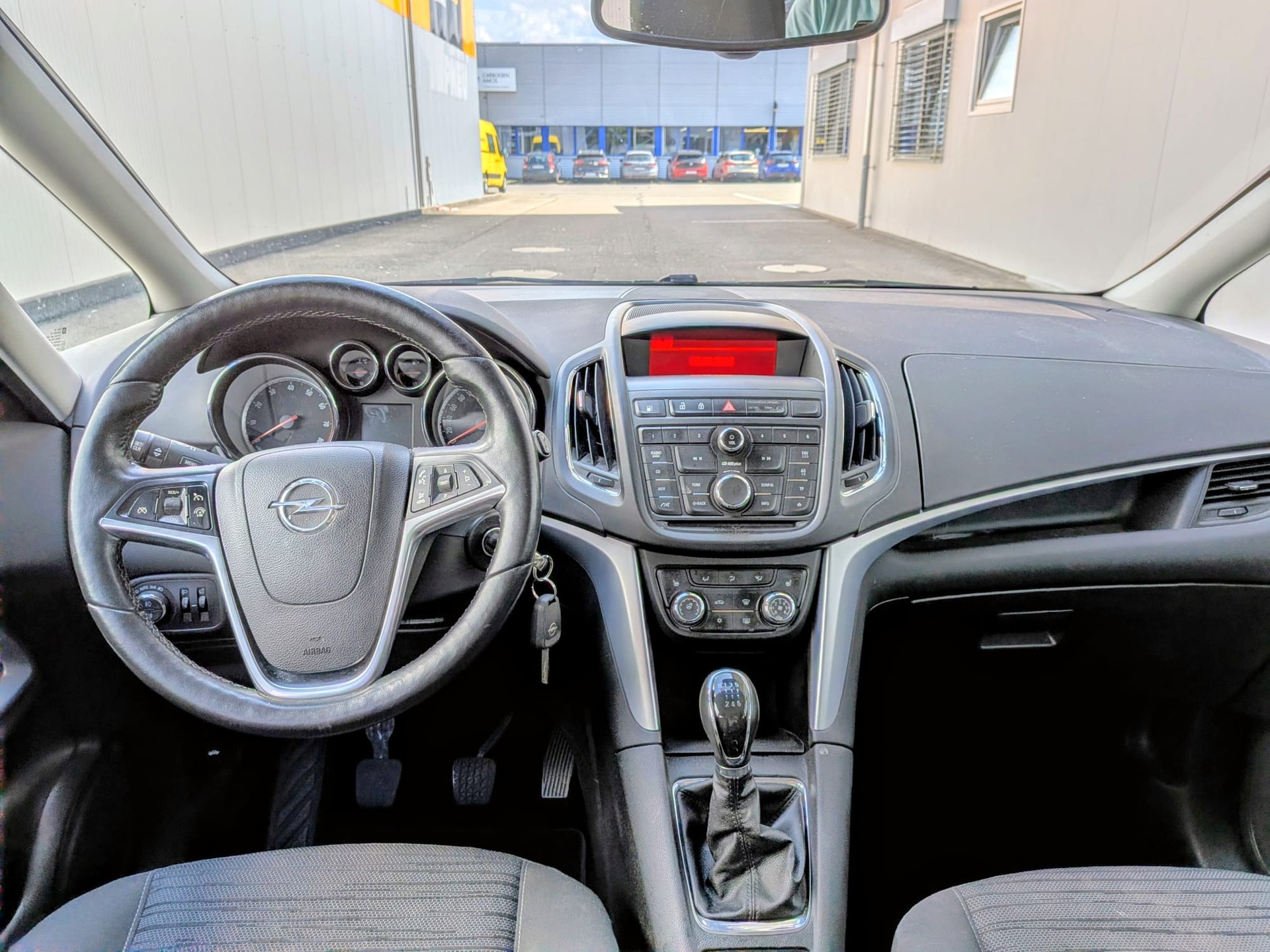 OPEL Zafira Tourer 1.6i 16V CNG Turbo Drive-image-7