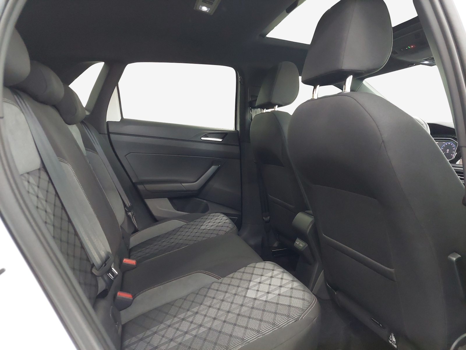 VW Polo 1.0 TSI R-Line DSG-image-13