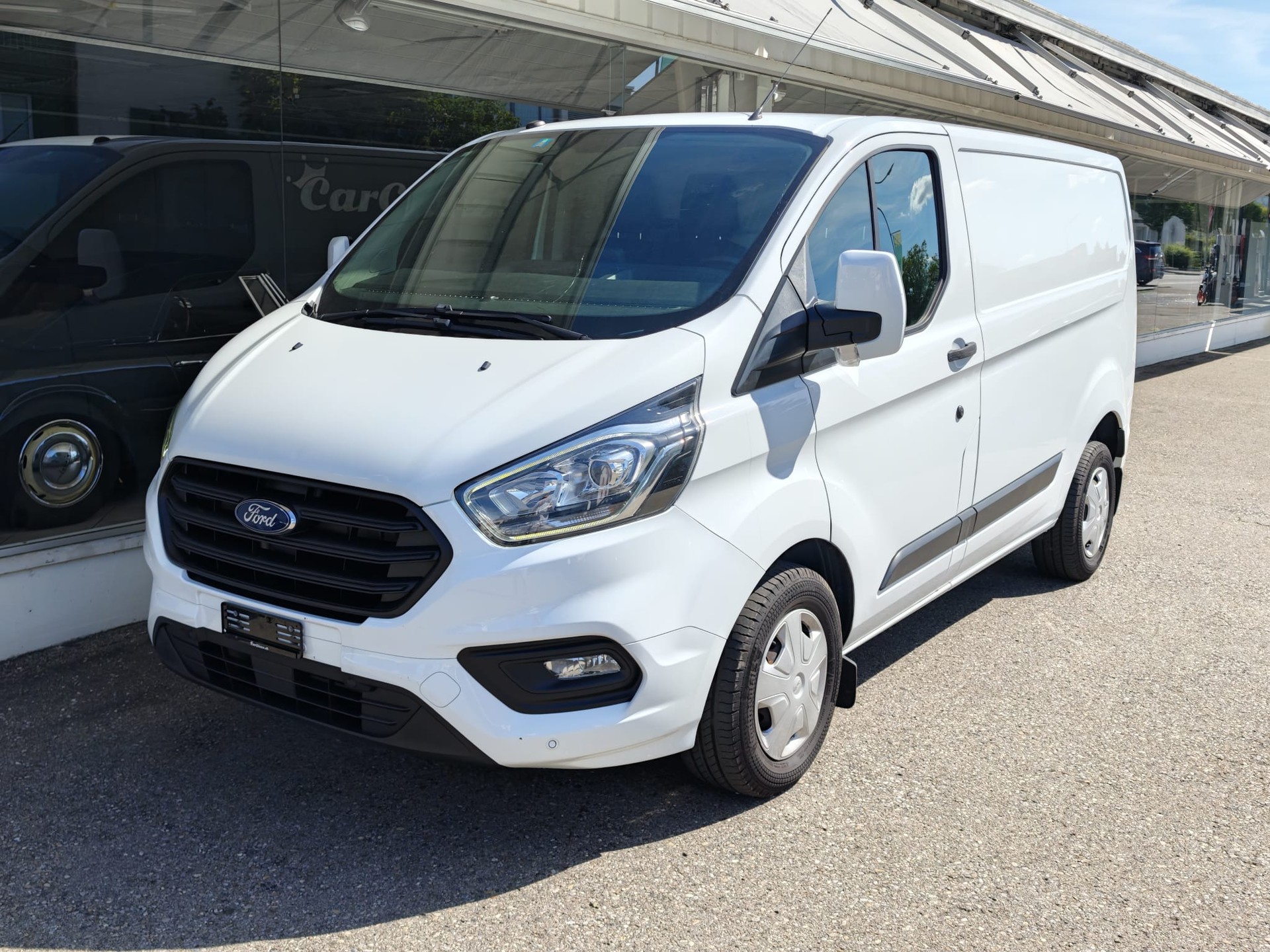 FORD Transit Custom 280 L1H1 105 PS Trend 4d