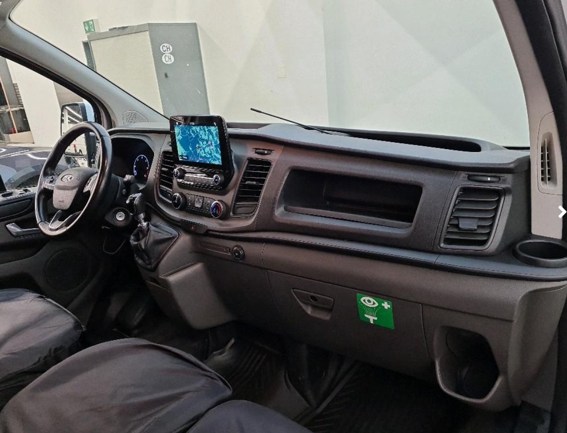 FORD Transit Custom 280 L1H1 105 PS Trend 4d-image-3