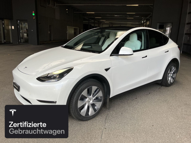 TESLA Model Y Long Range AWD-image-1
