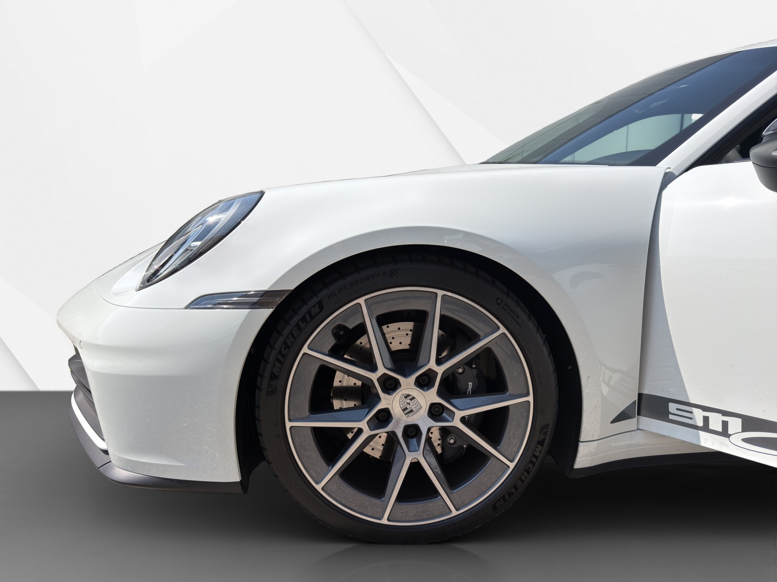 PORSCHE 911 Carrera T-image-10