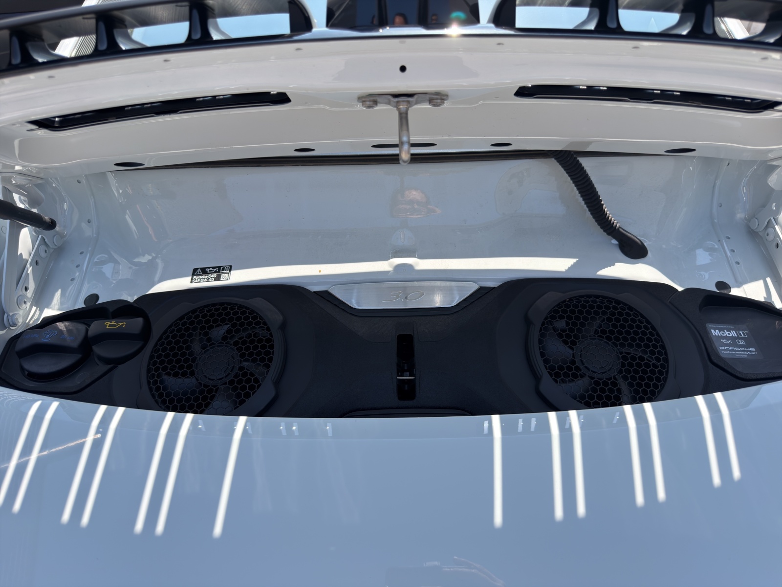 PORSCHE 911 Carrera T-image-8