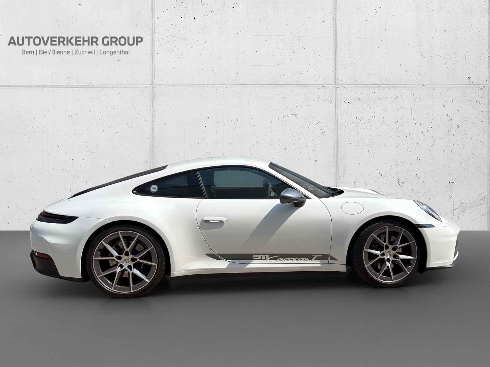 PORSCHE 911 Carrera T-image-5