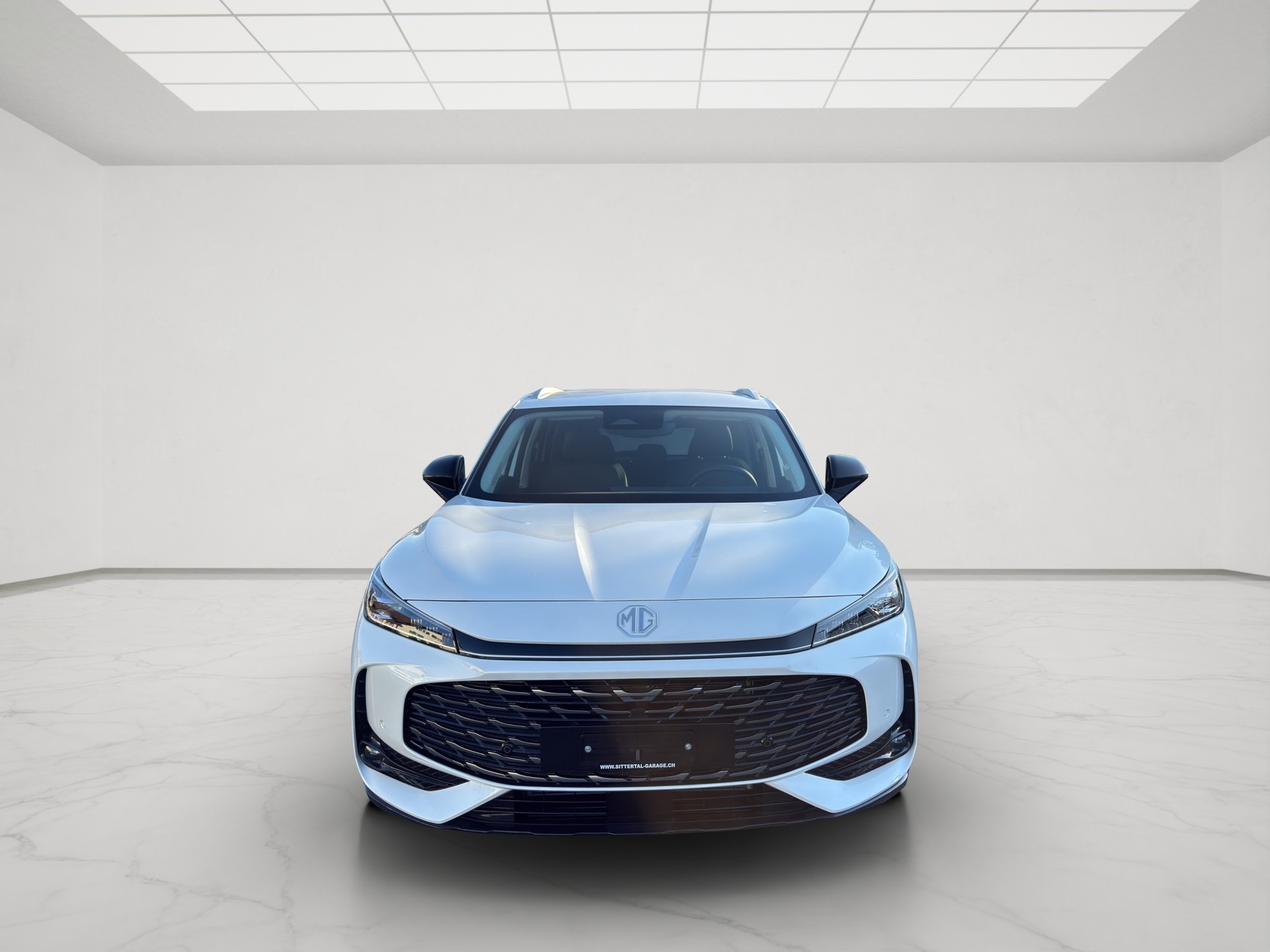 MG HS 1.5 T HEV Luxury-image-1