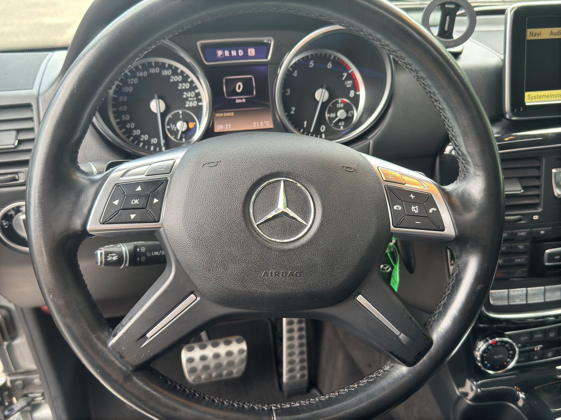 MERCEDES-BENZ G 500 (CH) Lang AHK / Sport Paket / Distronic Plus-image-17
