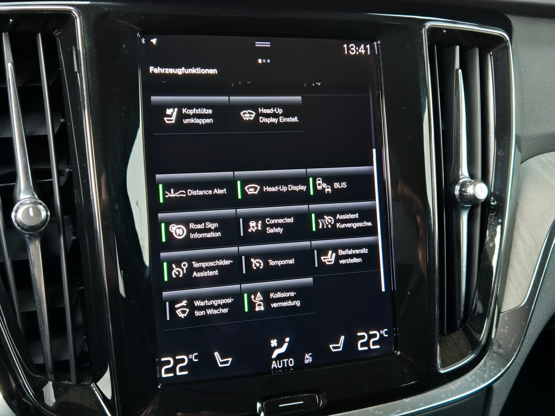 VOLVO V60 T6 eAWD Twin Engine Inscription Geartronic-image-21