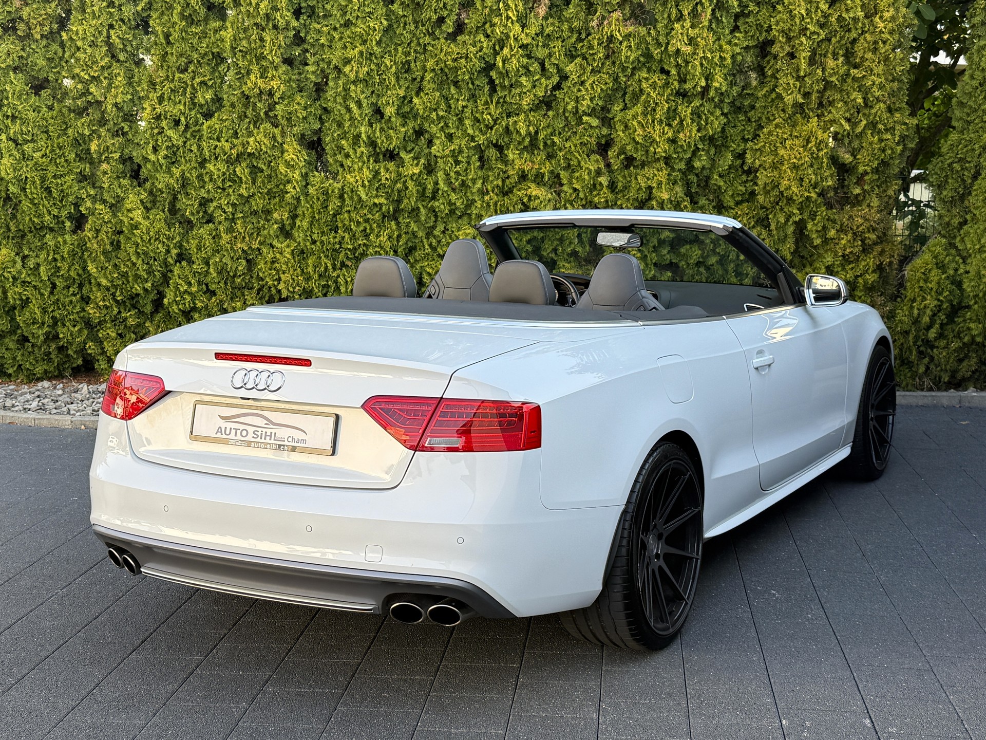 AUDI S5 Cabrio 3.0 TFSI quattro S-tronic / Liebhaberfahrzeug-image-17