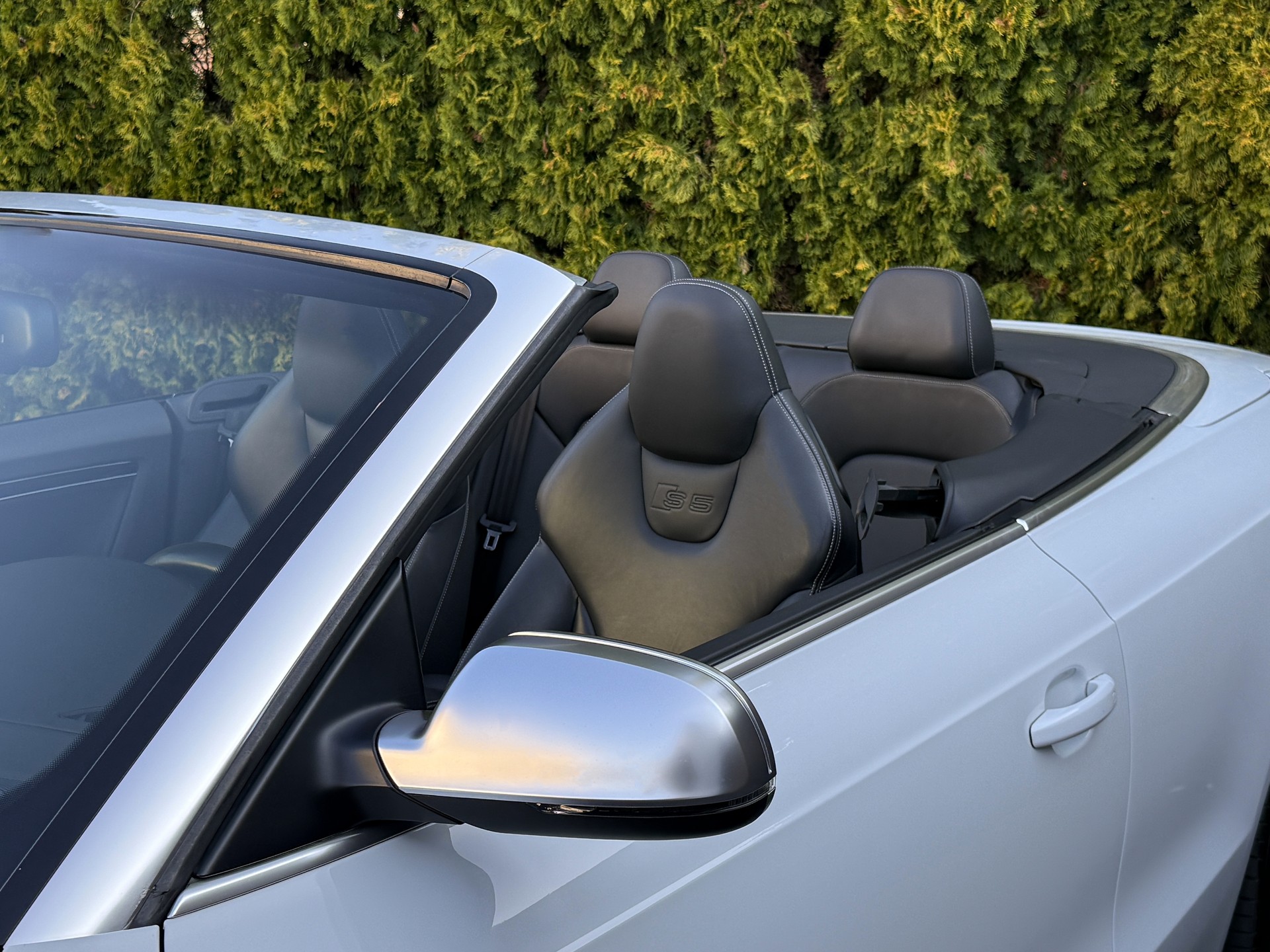 AUDI S5 Cabrio 3.0 TFSI quattro S-tronic / Liebhaberfahrzeug-image-3