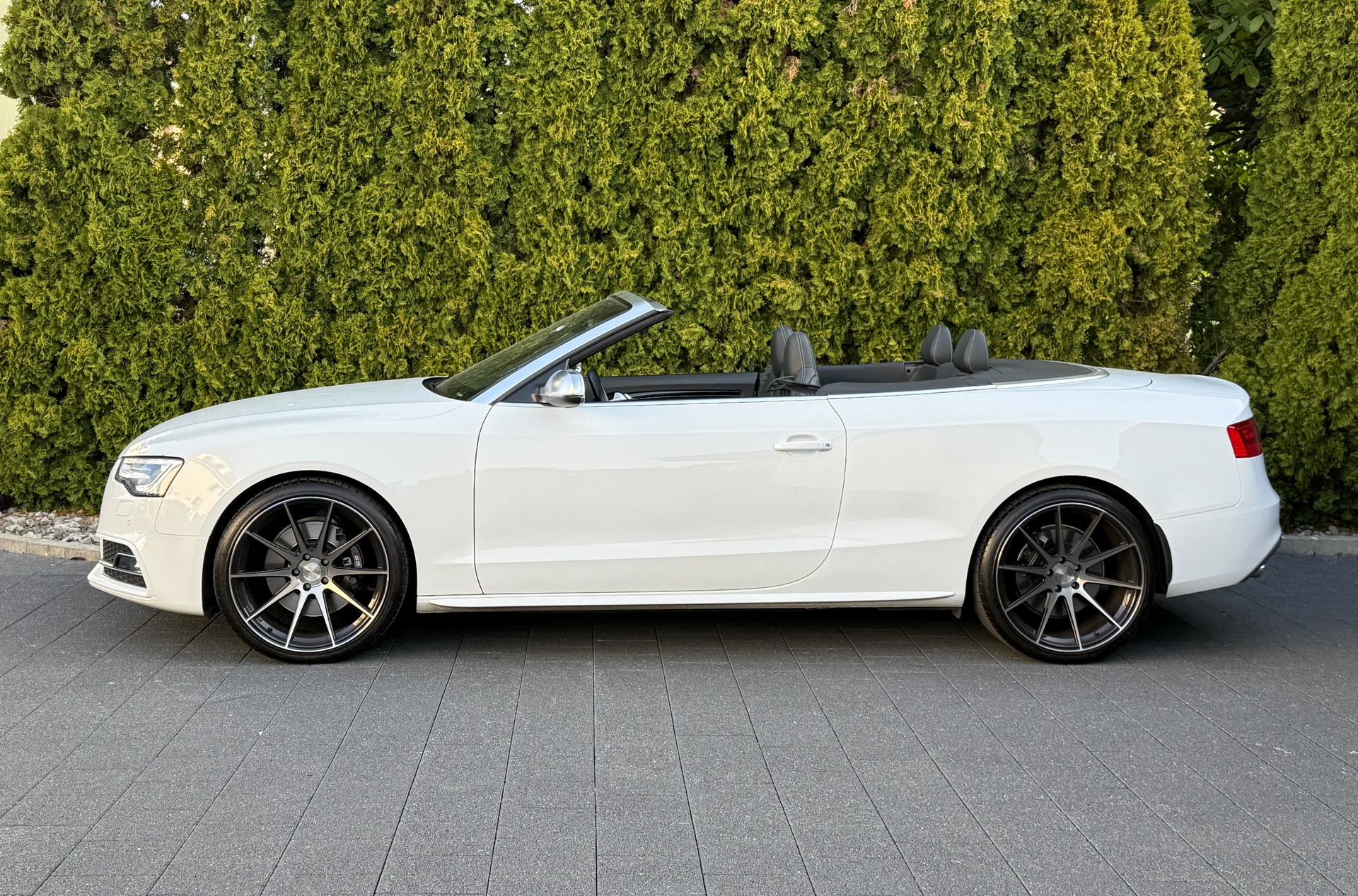 AUDI S5 Cabrio 3.0 TFSI quattro S-tronic / Liebhaberfahrzeug-image-7
