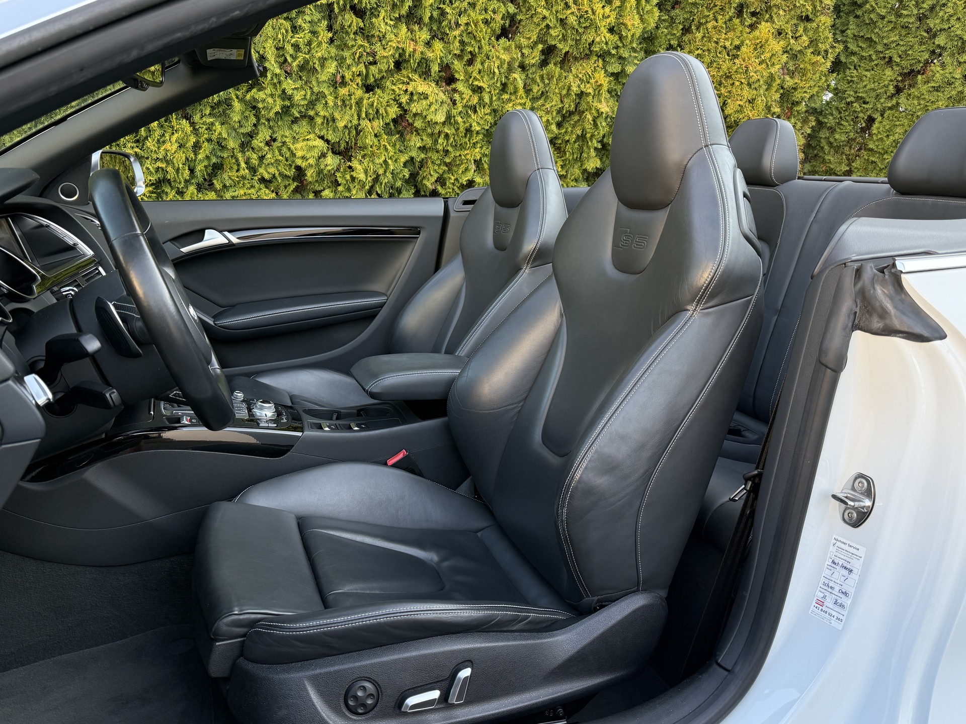AUDI S5 Cabrio 3.0 TFSI quattro S-tronic / Liebhaberfahrzeug-image-19