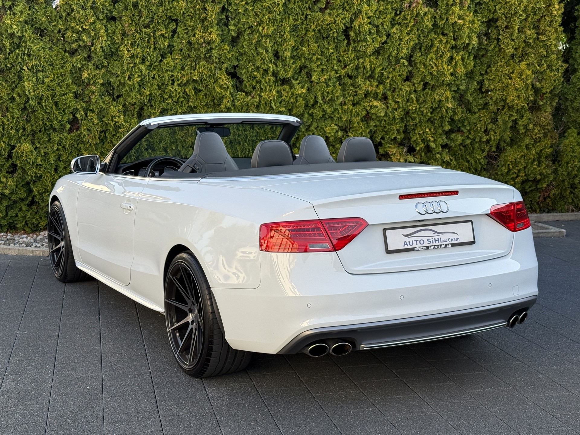 AUDI S5 Cabrio 3.0 TFSI quattro S-tronic / Liebhaberfahrzeug-image-15