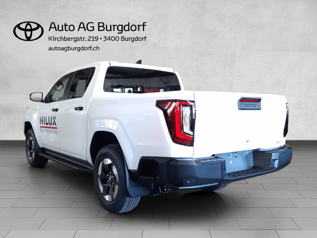 TOYOTA Hilux Double Cab.-Pick-up 59KWh Style-image-2