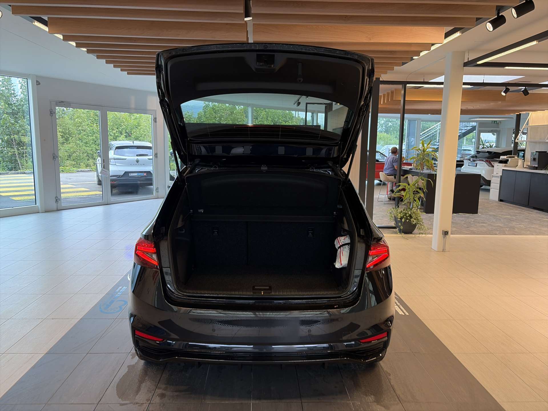 SKODA Fabia 1.5 TSI Monte Carlo DSG-image-7