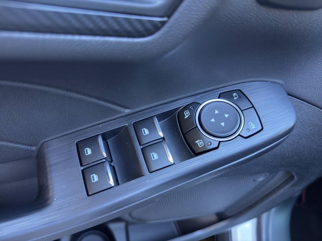 FORD Kuga 2.5 Plug-in Hybrid ST-Line X-image-20