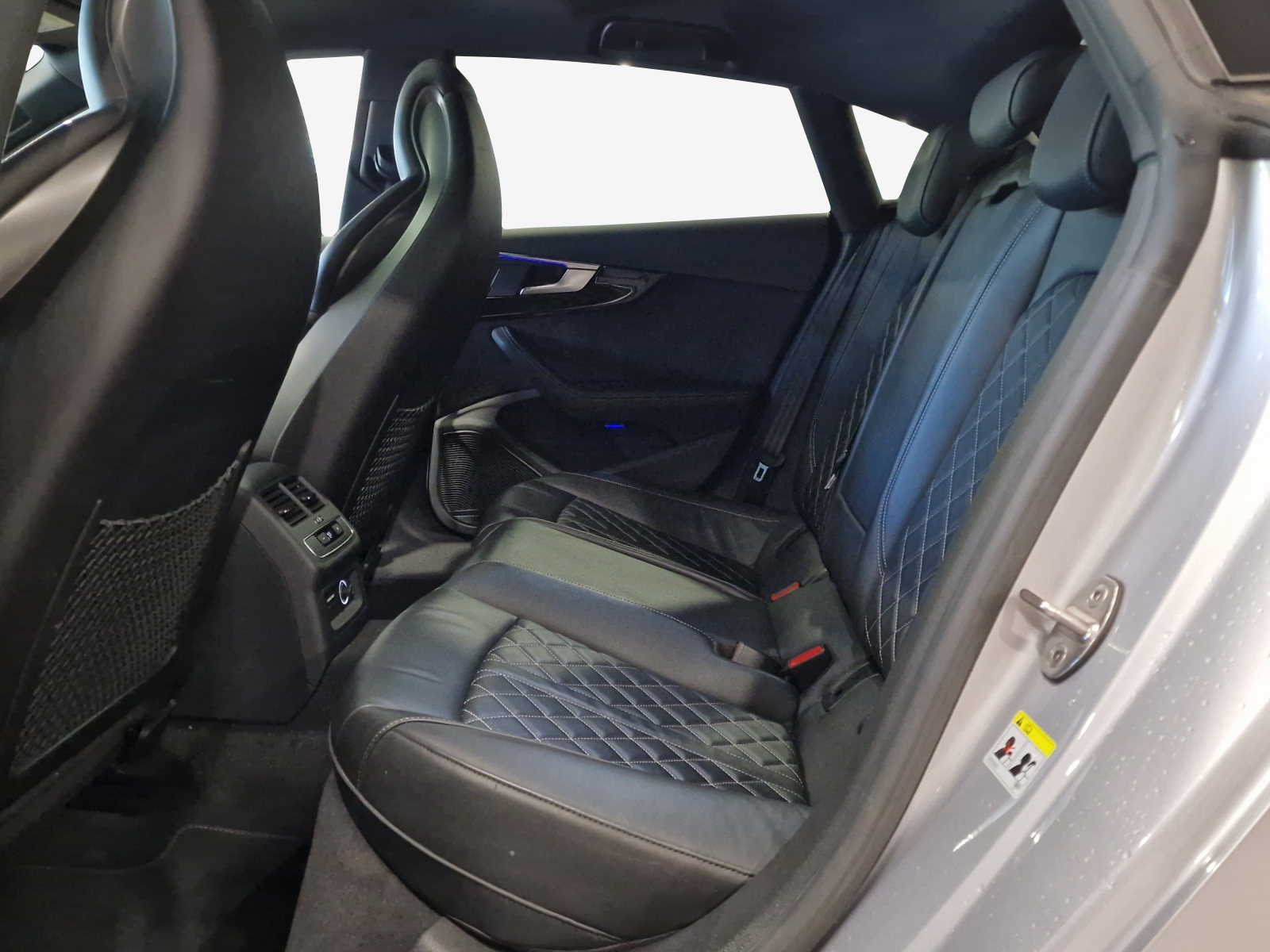 AUDI S5 Sportback 3.0 TFSI quattro tiptronic-image-11