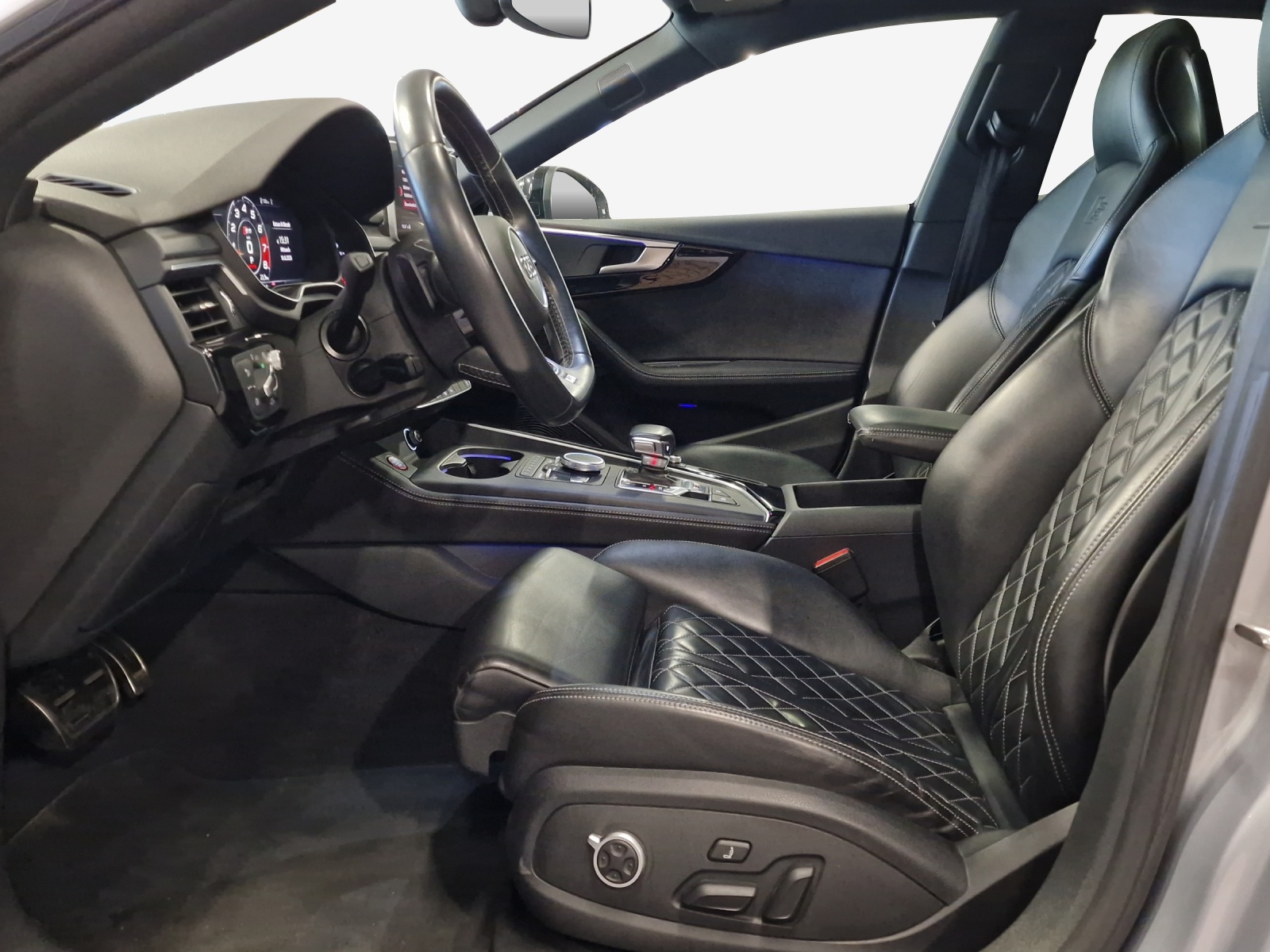 AUDI S5 Sportback 3.0 TFSI quattro tiptronic-image-7