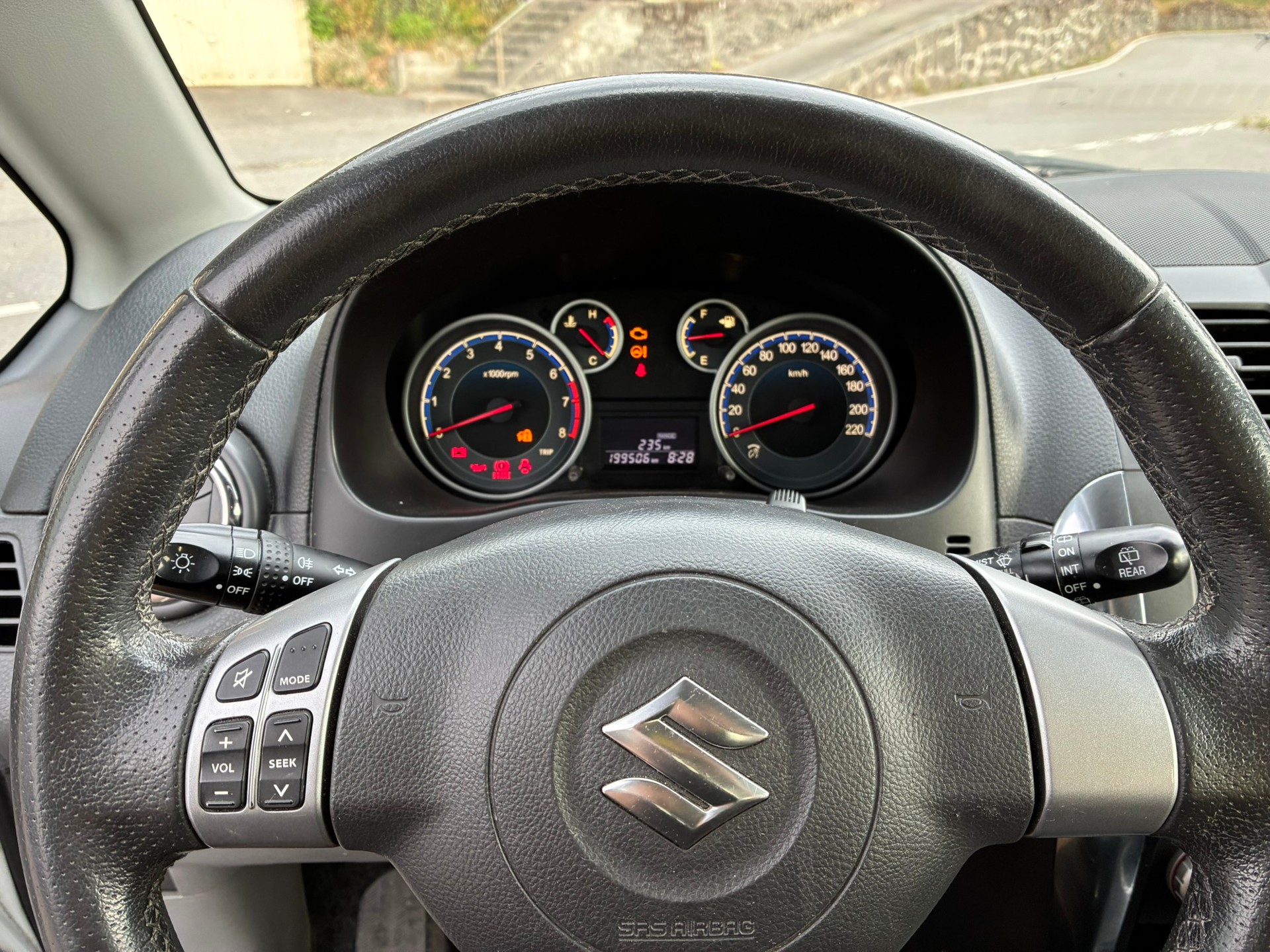 SUZUKI SX4 1.6 16V GL Piz Sulai 4WD-image-6