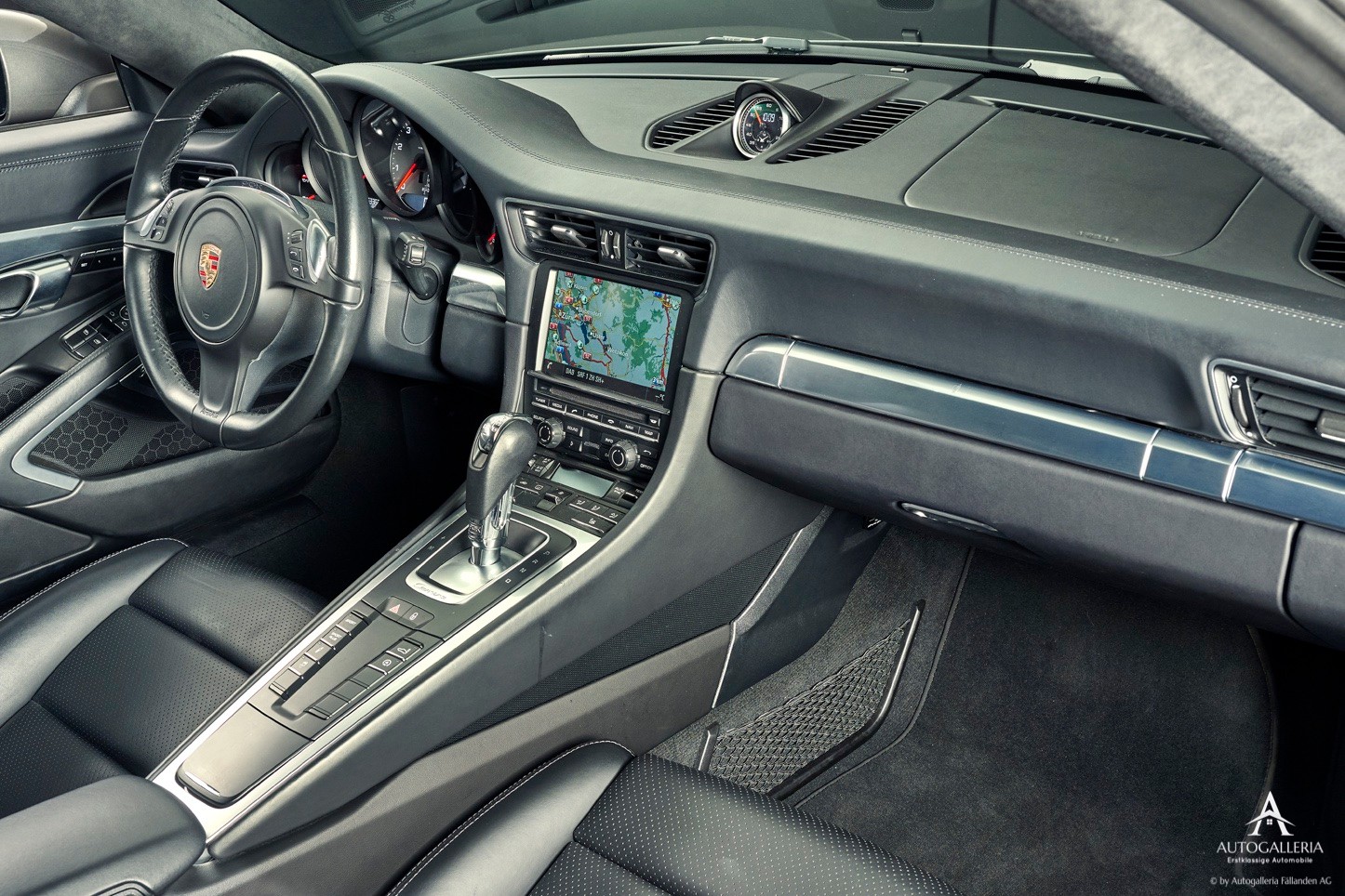PORSCHE 911 Carrera 4S PDK-image-8