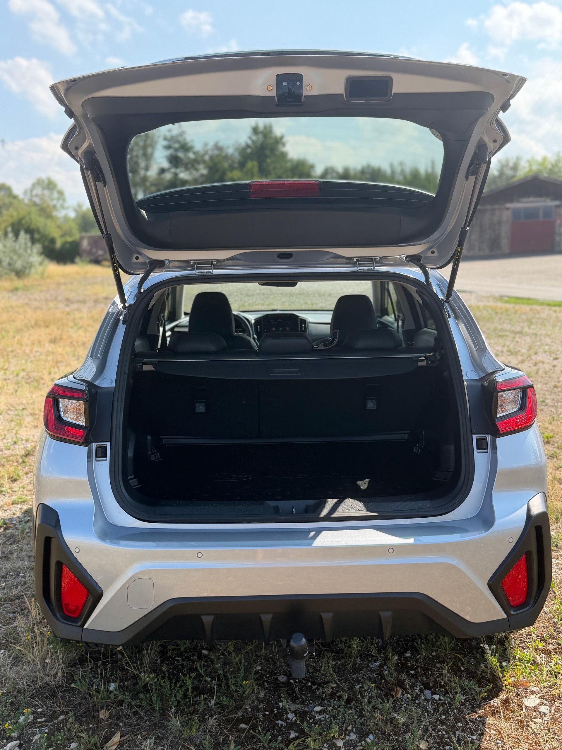 SUBARU Crosstrek 2.0 e-Boxer Luxury AWD Lineartronic-image-14