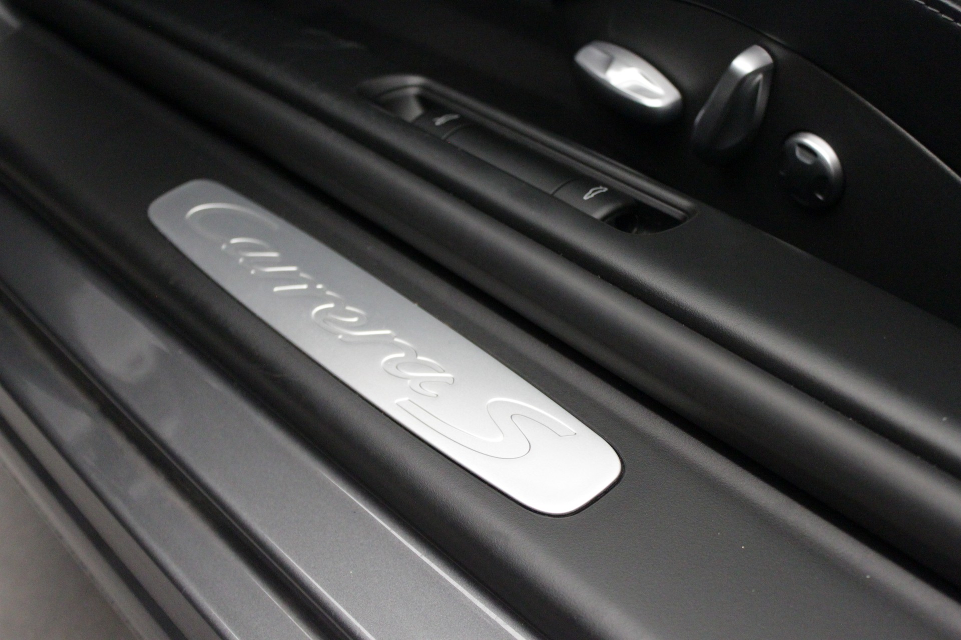 PORSCHE 911 Carrera S PDK-image-23