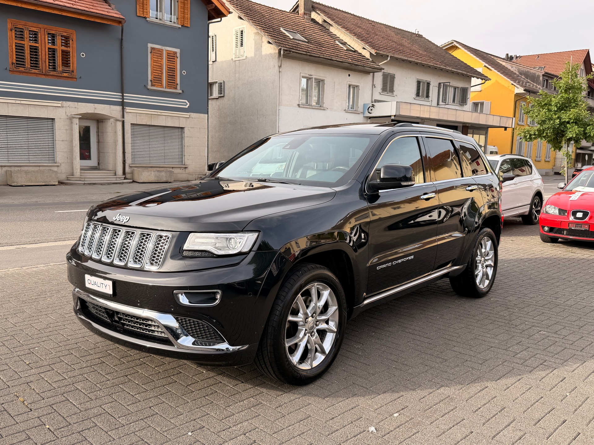 JEEP Grand Cherokee 3.0 CRD Summit Automatic-image-4