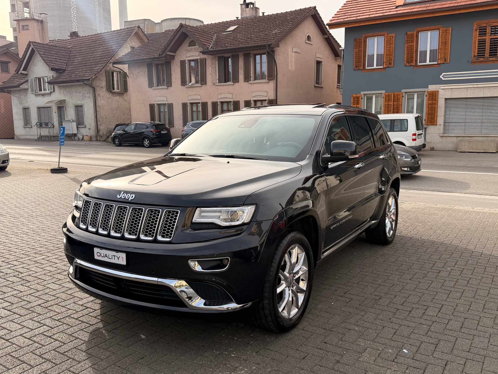 JEEP Grand Cherokee 3.0 CRD Summit Automatic-image-9