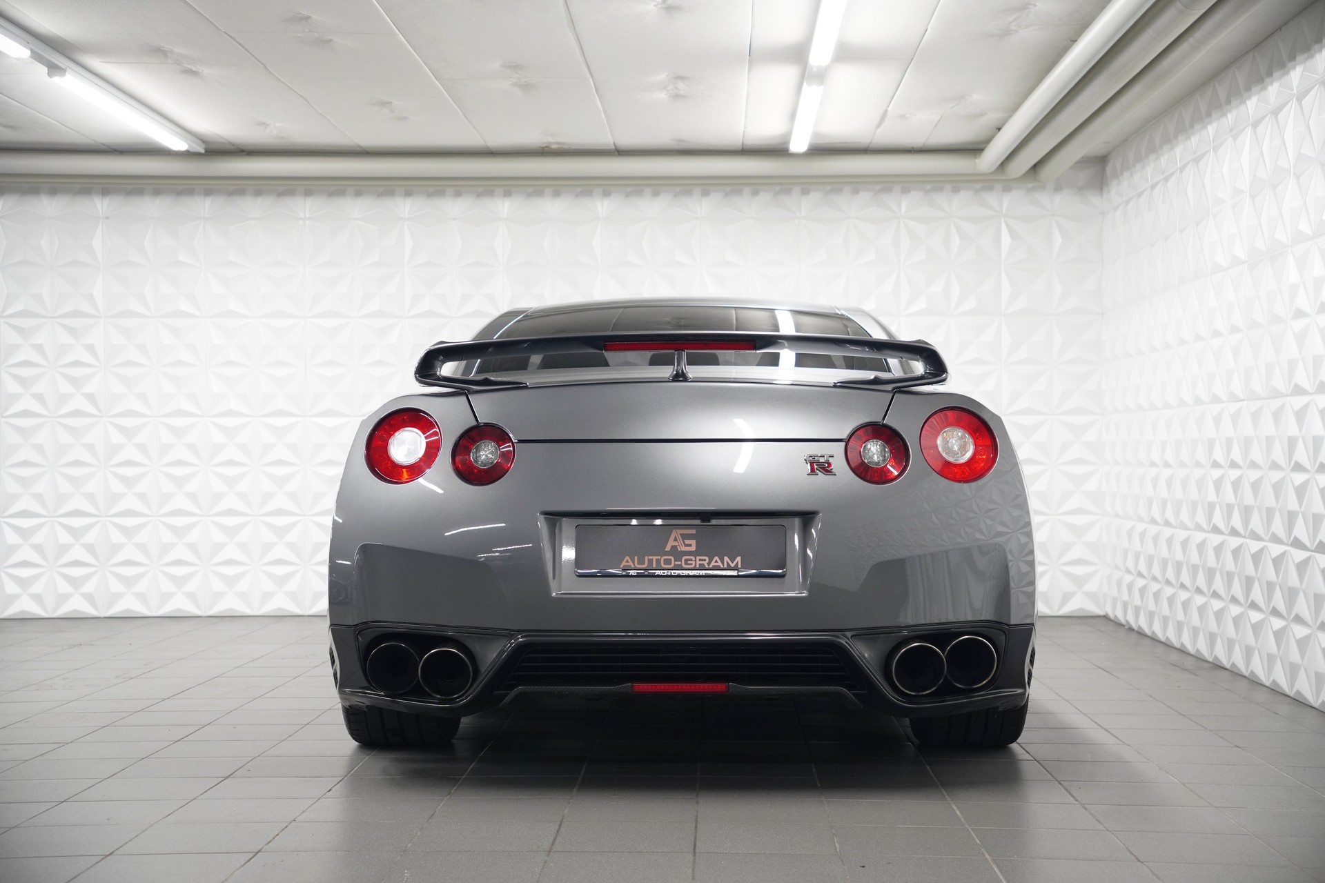 NISSAN GT-R 3.8 V6 Biturbo Premium Edition-image-4